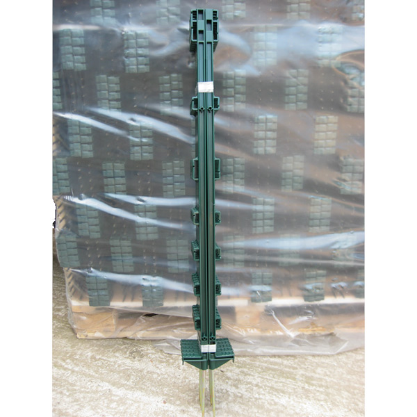 Bargain Green 3' Electric Fencing Posts